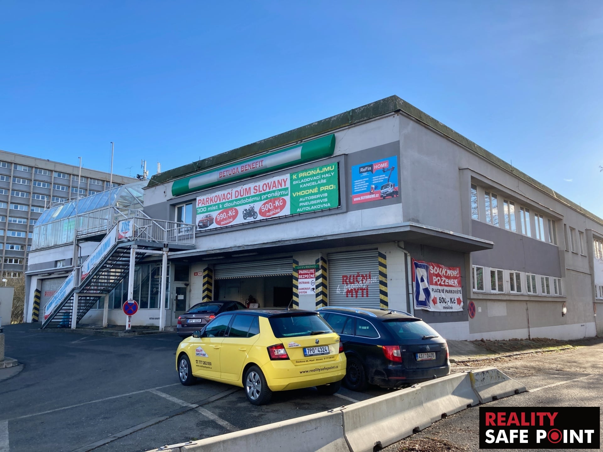 Pronájem garážových stání pro osobní automobily a čtyřkolky – 17 m2, (motocykly -7 m2), Plzeň – Slovany