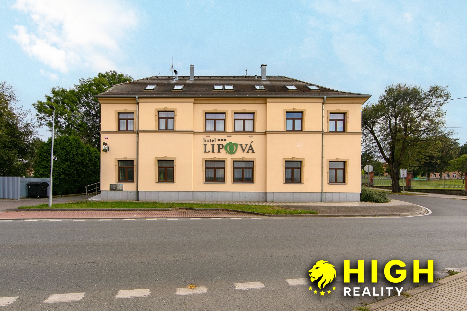 Prodej hotelu - Dobřany