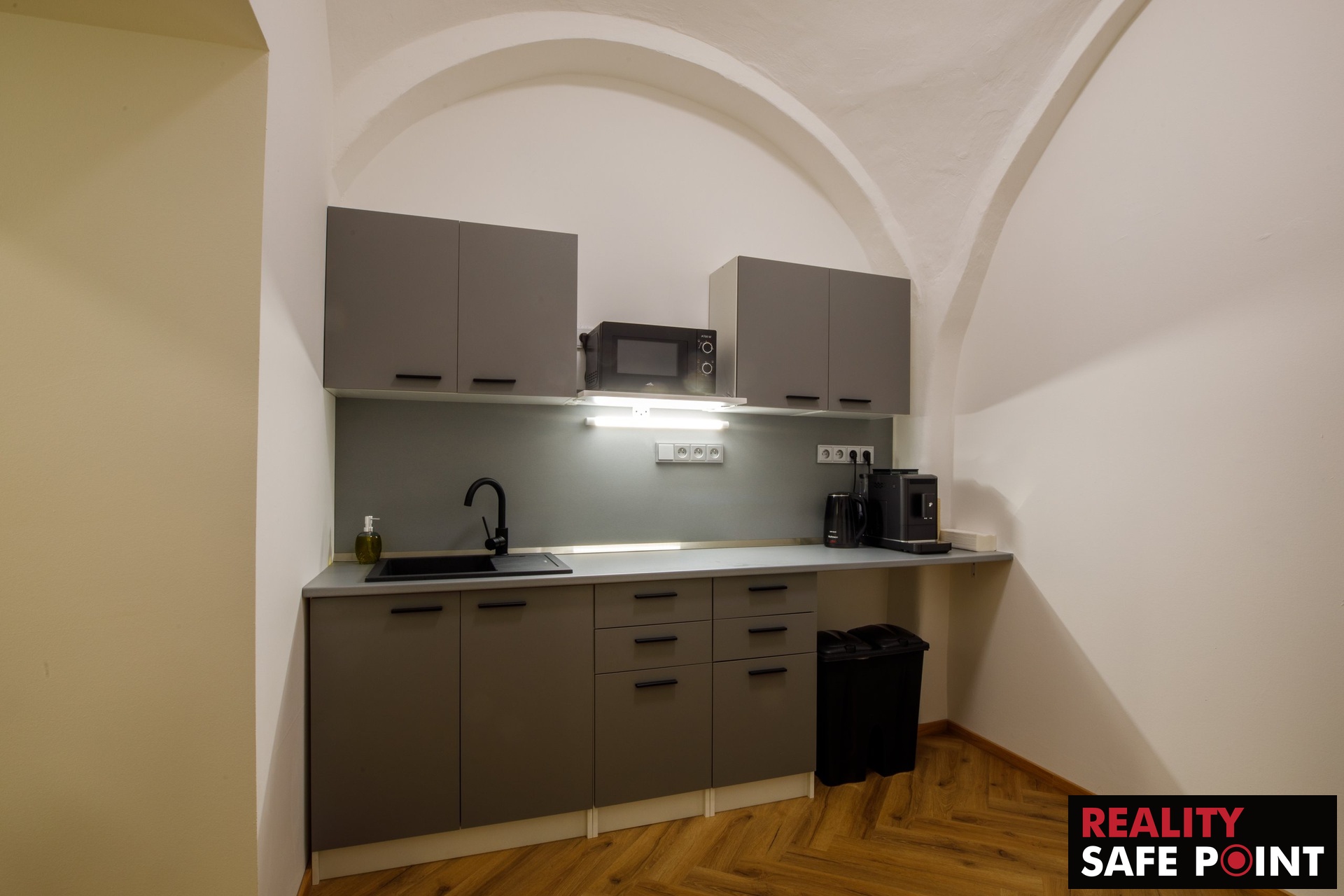 Pronájem pracovního místa nebo zasedací místnosti, Rooseveltova, Plzeň – foto 5