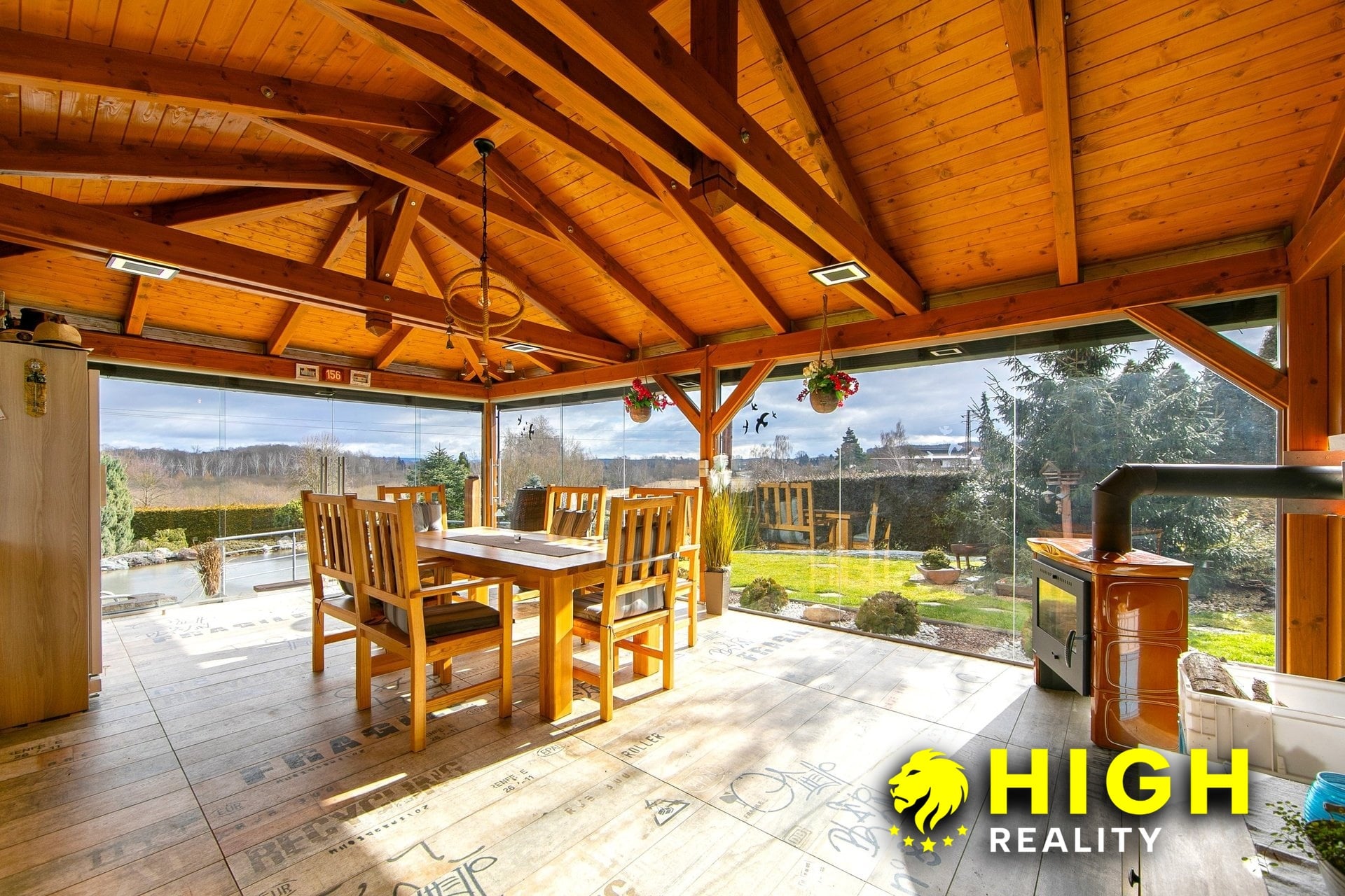 Nadstandardní rodinný dům 304 m² se zahradou 882 m², garáží a venkovním zázemím – Mantov – foto 17