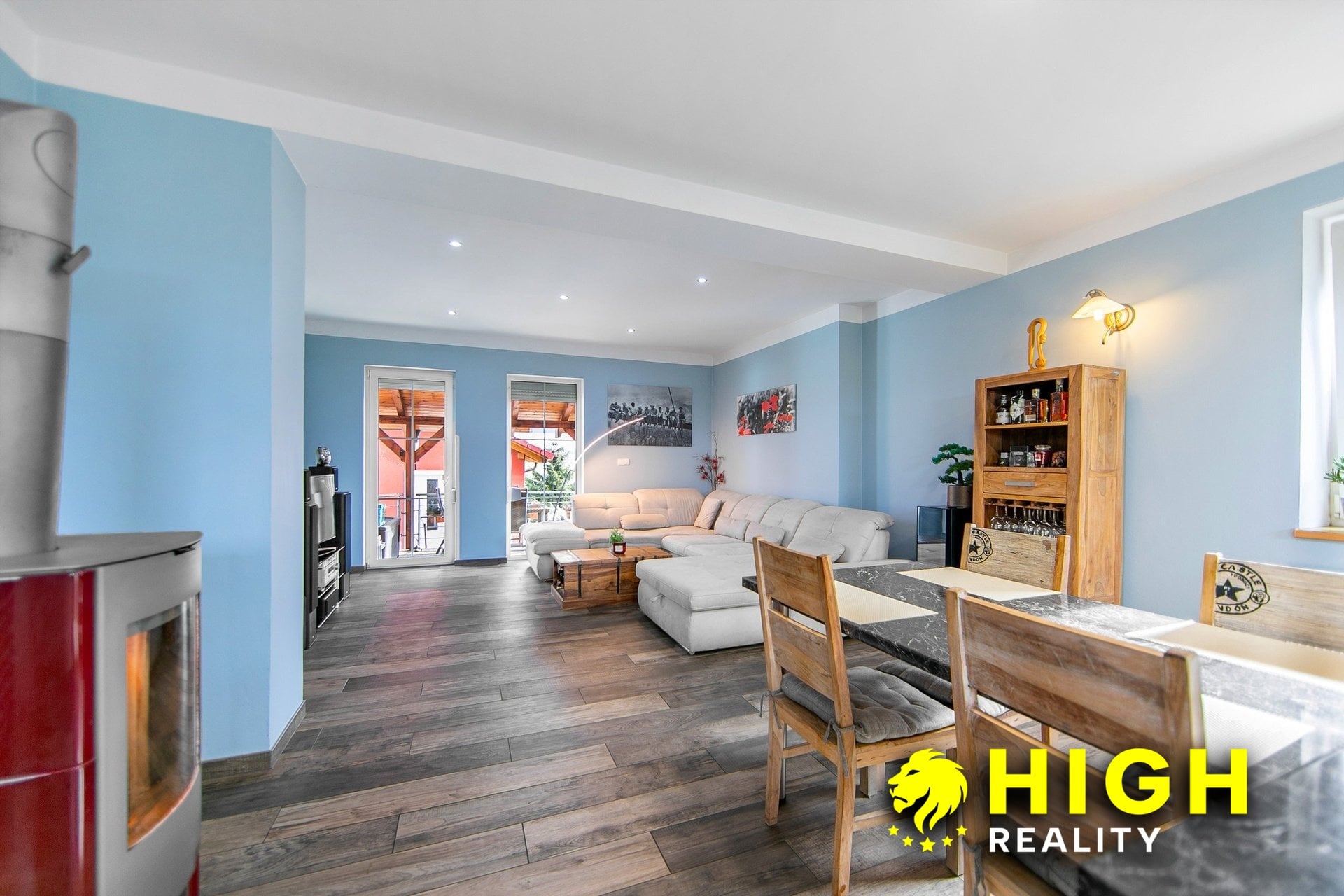 Nadstandardní rodinný dům 304 m² se zahradou 882 m², garáží a venkovním zázemím – Mantov – foto 8