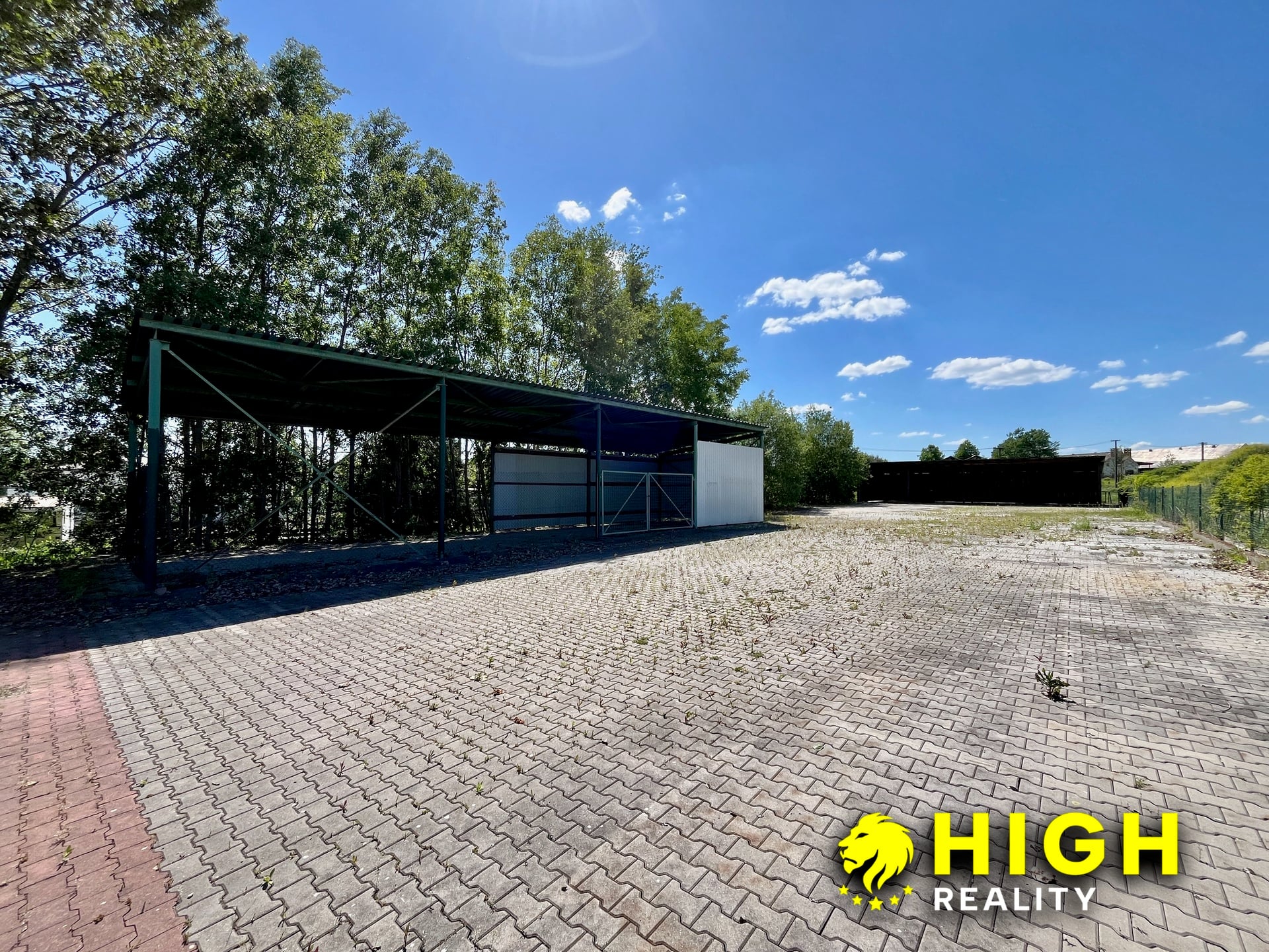 Komerční areál s vlastním zázemím a pozemkem 2 888 m² – Zruč u Plzně – foto 30