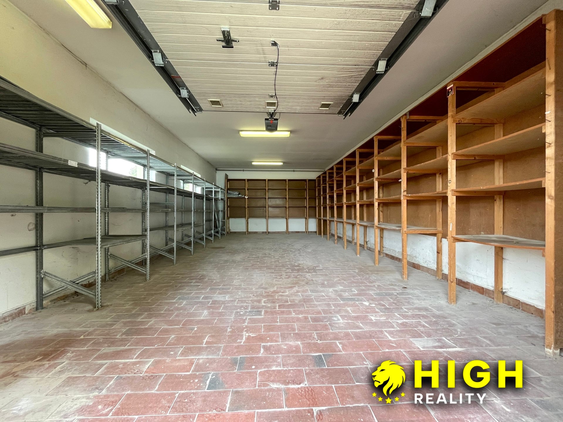 Komerční areál s vlastním zázemím a pozemkem 2 888 m² – Zruč u Plzně – foto 24