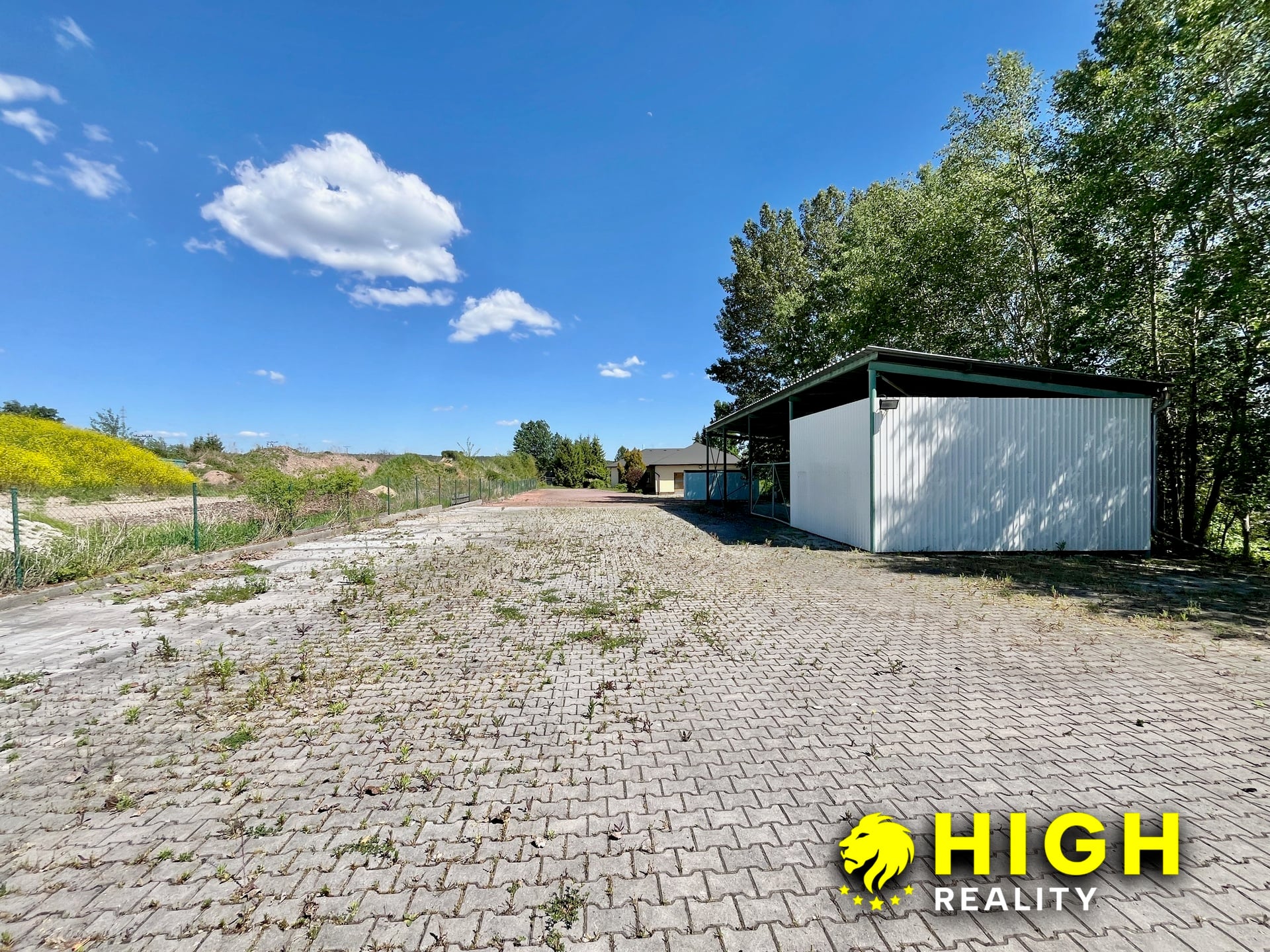 Komerční areál s vlastním zázemím a pozemkem 2 888 m² – Zruč u Plzně – foto 33